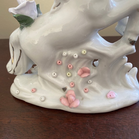 Vintage Unicorn with Flowers Porcelain Figurine - Picture 4 of 9